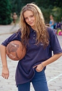 381full-agnieszka-wlodarczyk.thumb.jpg.8a7bfa26f5943a4e45aea7dfffdc338f.jpg