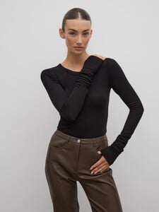 39e96e6853898e87770ee6371a5a5fab.jpg