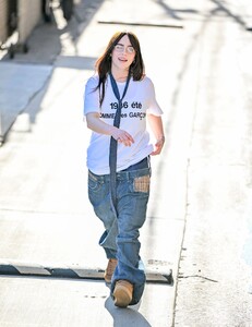 509948059_billie-49.jpg