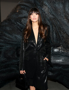 511544885_nina6-2.jpg