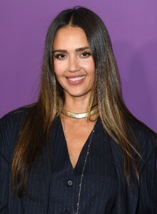 512037456_jessica3-6.jpg