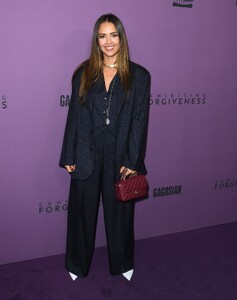 512037510_jessica3-14.jpg