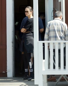 512335508_zibeno7-for-hqcelebcorner-net_02.thumb.jpg.c6290e46387f0fcba0bd912009f6666d.jpg