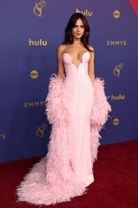 512895011_eiza-23.jpg