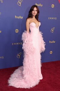 512895049_eiza-29.jpg
