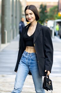 513008735_lily-2.jpg