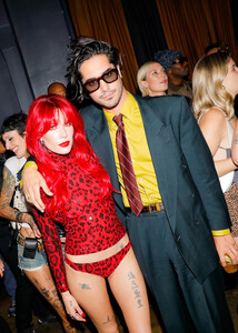 513492460_halsey-1.jpg