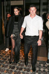 517476885_zibeno7-for-hqcelebcorner-net_14.jpg