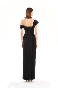 AVFFW24-08BACK.jpg