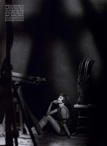 A_Modern_Beauty2C_March_2009_06.thumb.jpg.f3ad3a40b0f7275e08c7f3da8ef26f5b.jpg