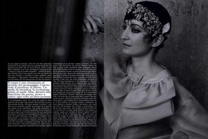 A_Modern_Beauty2C_March_2009_11.thumb.jpg.e487eb00224488ced99f353d85fdc970.jpg