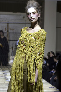 AlexsandroPalombo2003WomenRTW16.thumb.jpg.9b92be16f0de82e1e65d0239a00febda.jpg