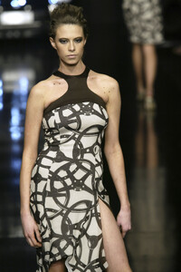 AlvieroMartini1aClasse2004WomenRTW68.thumb.jpg.b8c24feb04af6296d0fd790d88b2a341.jpg