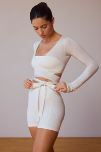 BT1589-SoftWhite_Balletclass_7.thumb.jpg.8f14c97ec4234da87ffa90dea976a606.jpg