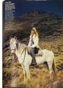 CosmoGIRL! - February 2005_0101.jpg