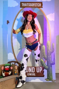 CrystalBellottithatssofetchaujesse_set_11_680x.thumb.webp.09207cad68362bcad85ff097e12004e4.webp