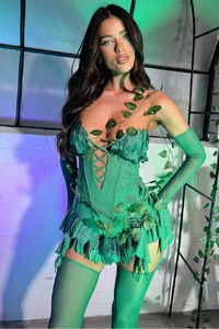 CrystalBellottithatssofetchaupoison_ivy_set_20_680x.thumb.webp.d994b73cb39d78da37d528675e2c4d86.webp