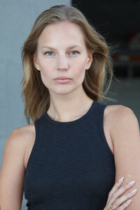 ElisabethErm1b5.thumb.jpg.b80c0f6d90d01efccddc7a5eb1ddc26c.jpg