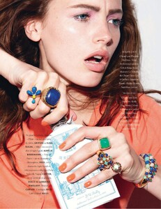 ElleFrance3567-20140509-154.thumb.jpg.e6d4b6b5fde224462523ba314a701c51.jpg