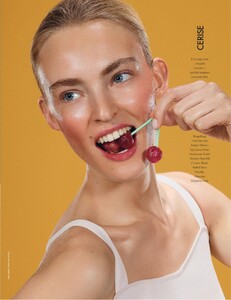 ElleFrance3567-20140509-175.thumb.jpg.310cdd4a5134eb3335786023979b3a5b.jpg