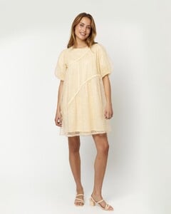 Flarillu_3034-Short_Dress-229643034-0905_Birch-1_1440x1800.jpg