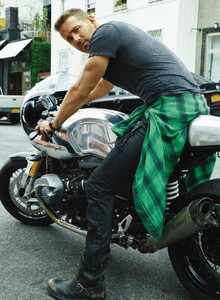 GQ_October_2015_USA-225.jpg
