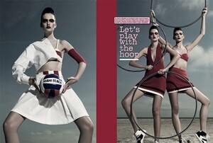 Greg-Lotus-Vogue-Italia-May-2015-3.thumb.jpg.e6dfe24d2cd3f4c59809efd7e38cebaa.jpg
