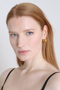 HelenaHammer1c.thumb.jpg.31d3a5519653b34ef37de4faa31681e1.jpg