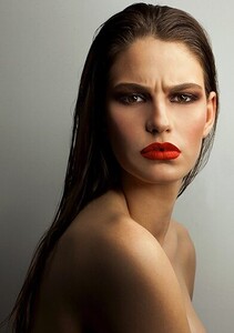 Holly-Werner-x-Alarna-Taylor-1-392x555.jpg