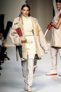 JeanCharlesdeCastelbajac1994FW4.thumb.jpg.23020d6f5fd2247b65ce6877e0c8ca95.jpg