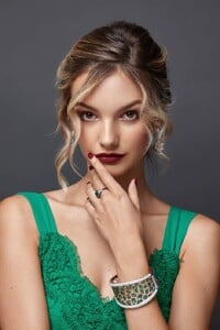 Jewelry-Editorial-Alexandra-019.jpg