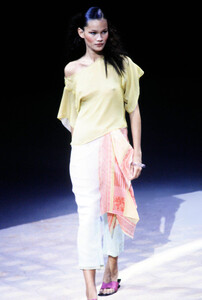 Kenzo-SS-2000-2.thumb.jpg.e3c7c4befe1e0ab4839c7dccbab924aa.jpg