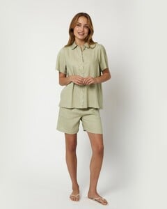 Koluna_2744-Short_Sleeved_Shirt-222812744-6313_Laurel_Green-1_1440x1800.jpg