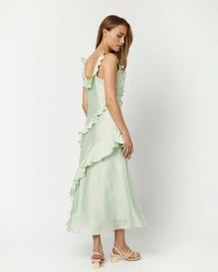 Lisu_3692-Maxi_Dress-231493692-6313_Laurel_Green-1_1440x1800.jpg