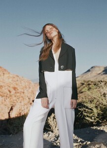 Marie-Claire-Australia-September-2017-Victoria-Anderson-by-Georges-Antoni-3.thumb.jpg.72cef73682d1885c51d52c8cdddfa8a5.jpg