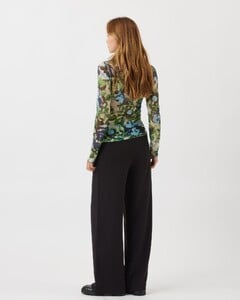 Markhild_3588-Long_Sleeved_T-shirt-164323588-1702_Forrest_Green-2_63c4e821-fea4-4d55-bda1-331aaebd6ce7_1440x1800.jpg