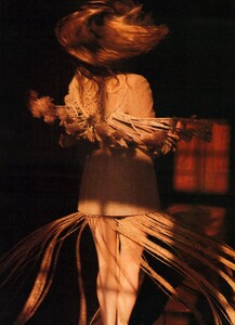 Paris_couture_08.thumb.jpg.560ea47c1813a66446d5a85616e55dac.jpg