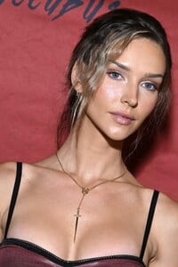 Rachel Cook - ‘Succubus’ Special Screening @ Los Angeles [2024.09.20] special-screening-of-succubus-los-angeles-september-20-2024-v0-nb2dqvpn05qd1.jpg