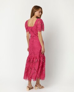 Sasilla_3584-Midi_Dress-229683584-2043_Raspberry_Sorbet-1_1440x1800.jpg