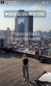 Screenshot2024-09-14at08-34-10VF(@vanessafuchs)Instagram-Fotosund-Videos.thumb.png.0896551c5738ac026532e21bf6a8f2f6.png