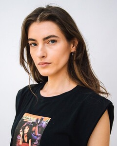 SimonaBitiusca1b3.thumb.jpg.5861f7b10c9d4327f4b0546ef32b531d.jpg