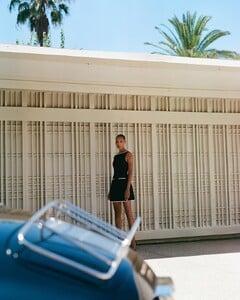 Step into the @jastookes edit. From sleek silhouettes to statement accessories, this edit captures the essence of Jasmine’s chic, understated aesthetic. It’s a perfect balance of classic sophistication and co (15).jpg