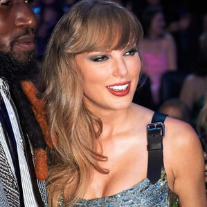 Taylor Swift - InTouch [2024.10.07].jpg