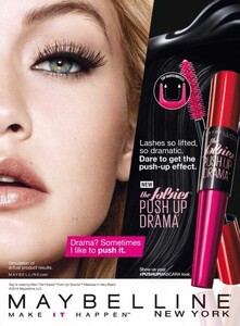 Teen_Vogue_January_2016_0129.jpg