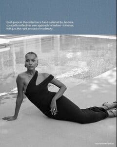 The @jastookes edit reflects the perfect blend of vintage aesthetics with modern elements, crafting a curation of timeless pieces perfect for anyone looking to build or refine their capsule wardrobe. (5).jpg