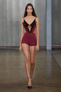 Yasmin Wijnaldum Nensi Dojaka Spring 2025 RTW LFW.jpg