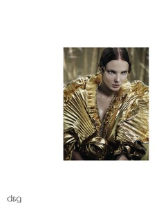 Yemchuk_AnOther_Man_Spring_Summer_2009_07.thumb.jpg.310a5991c84d63c6bfc448656a226125.jpg