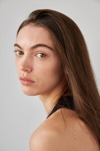 anisia-35.thumb.jpg.660d5da0676307b23e2aad59f9175deb.jpg