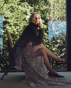 anya-taylor-joy-weekend-2024-MZ-008.thumb.jpg.dcb3ba7f881a654469ebecd267d51152.jpg