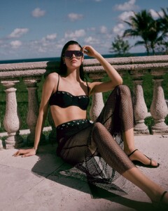 bloomingdales posts 2024-07-11 18.45 C9ShJE6N4yi_2_3 450596366_8179246518800555_4170742499696030697_n.jpg